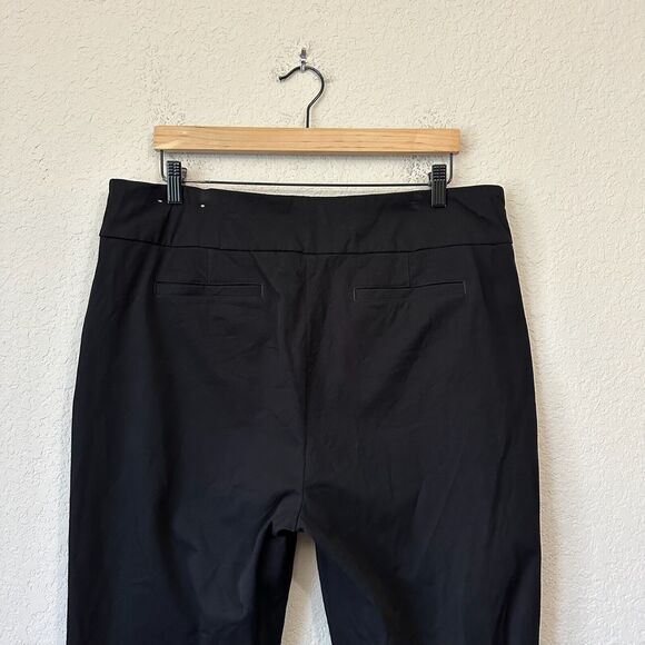 SOFT SURROUNDINGS Flat Front Slim Fit Pull-On Pants Stretch in Black - Picture 6 of 12